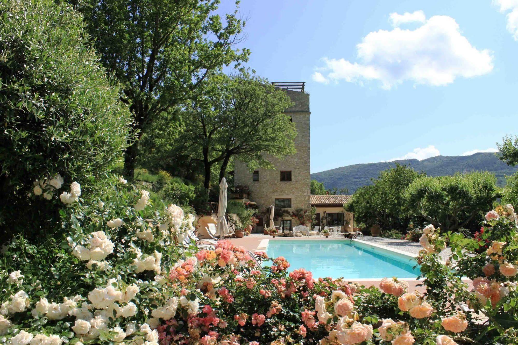 Torre Del Falco Vendégház Spoleto Kültér fotó